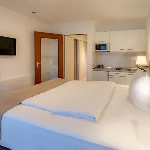 Downtown Vi Vadi 3*, Мюнхен Германия
