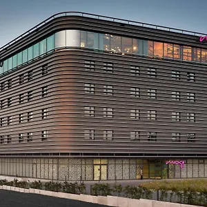 Отель Moxy Bonn Airport, Кёльн
