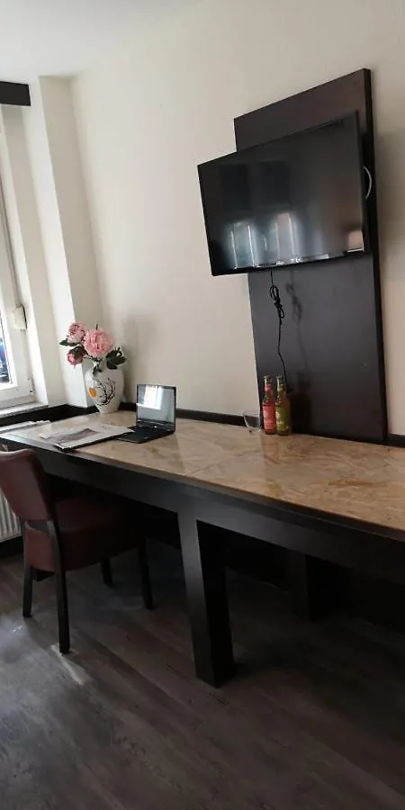 Hotel Fellini Köln 2*,